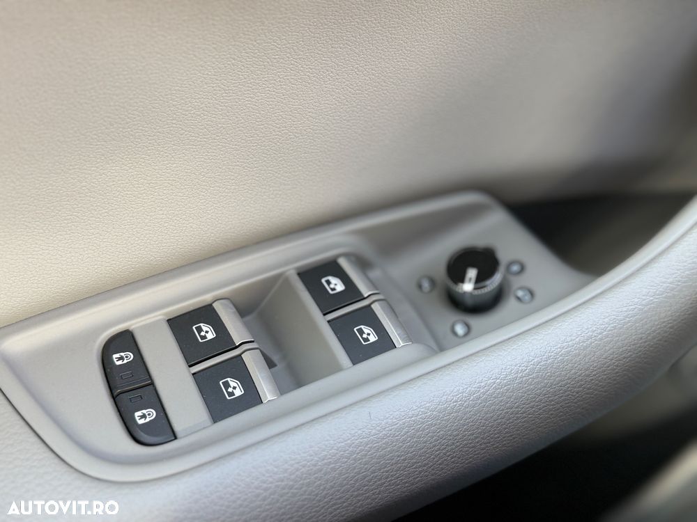 Audi Q8 3.0 55 TFSI quattro Tiptronic MHEV - 15