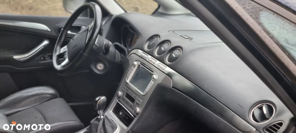 Ford S-Max 2.5 Titanium - 4