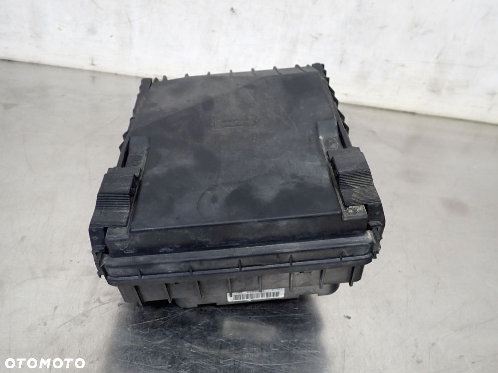 SKRZYNKA BEZPIECZNIKÓW SEAT LEON II  1K0937125A - 3