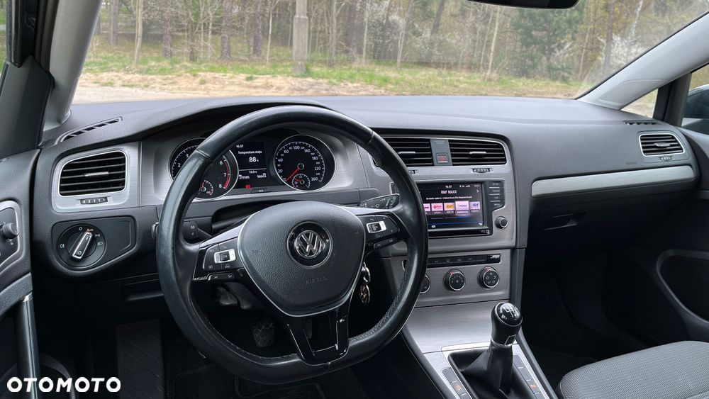 Volkswagen Golf 1.2 TSI BMT Comfortline - 7