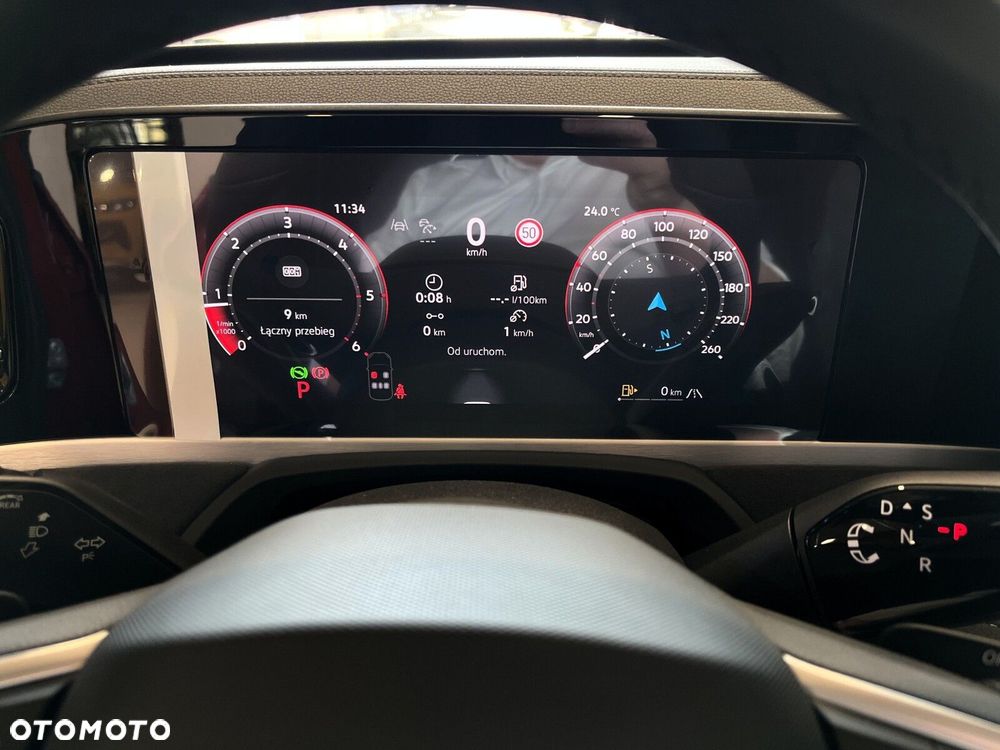 Volkswagen Passat Variant 2.0 TDI SCR R-Line Plus DSG - 16