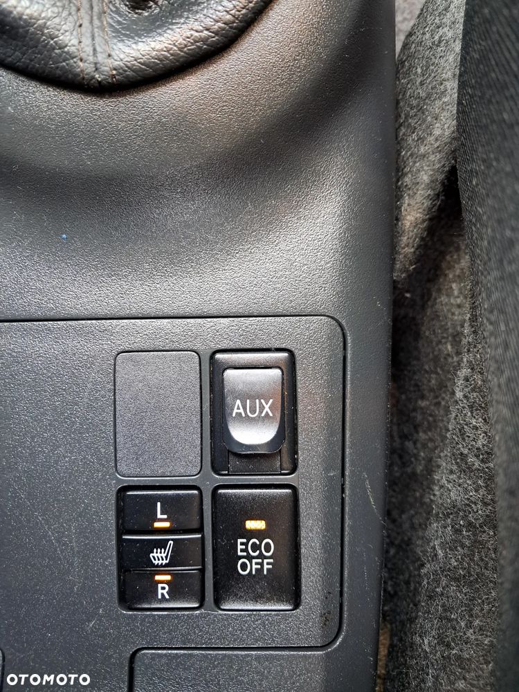 Toyota Yaris 1.33 Sol - 21