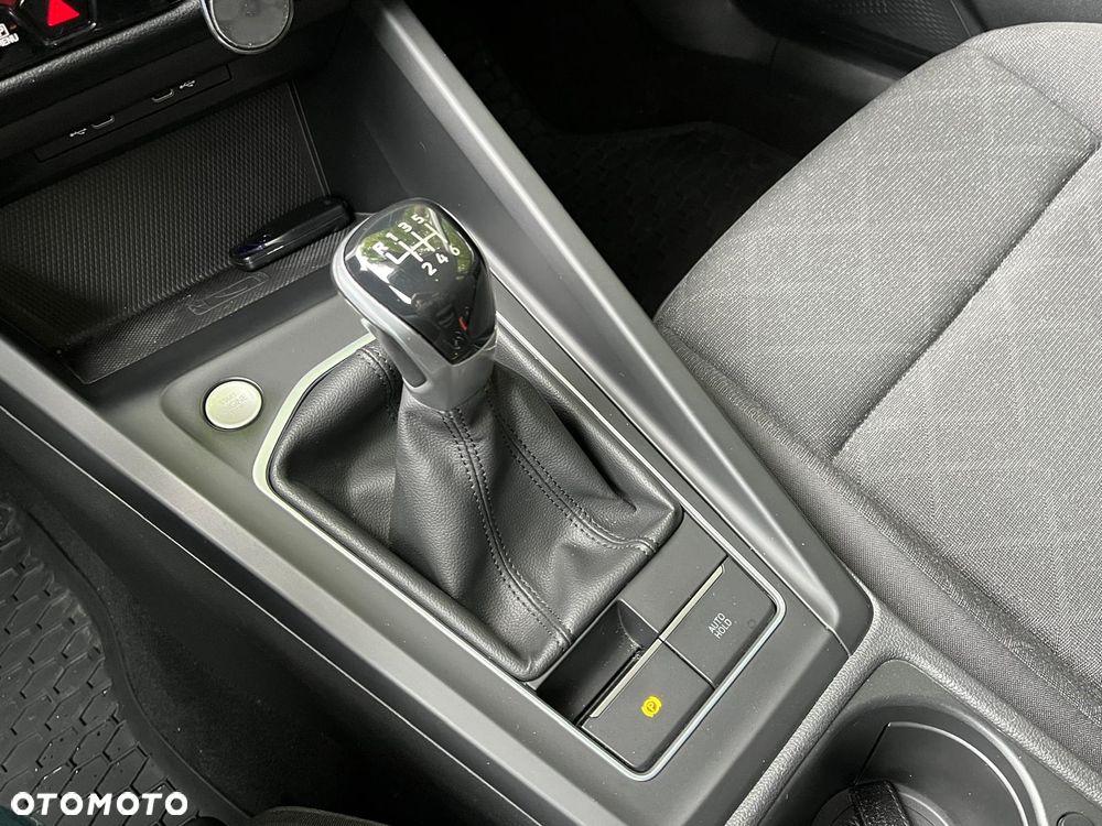 Volkswagen Golf 2.0 TDI Life - 28