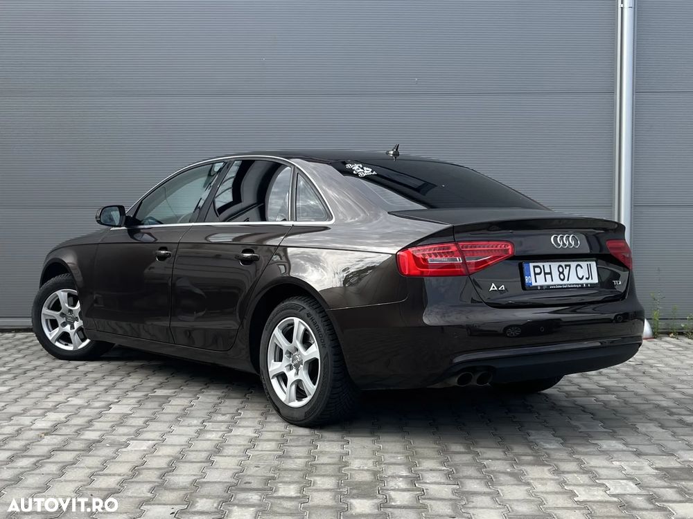 Audi A4 2.0 TDI DPF Ambiente - 3