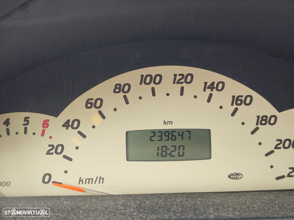 Mercedes-Benz A 140 Elegance - 12