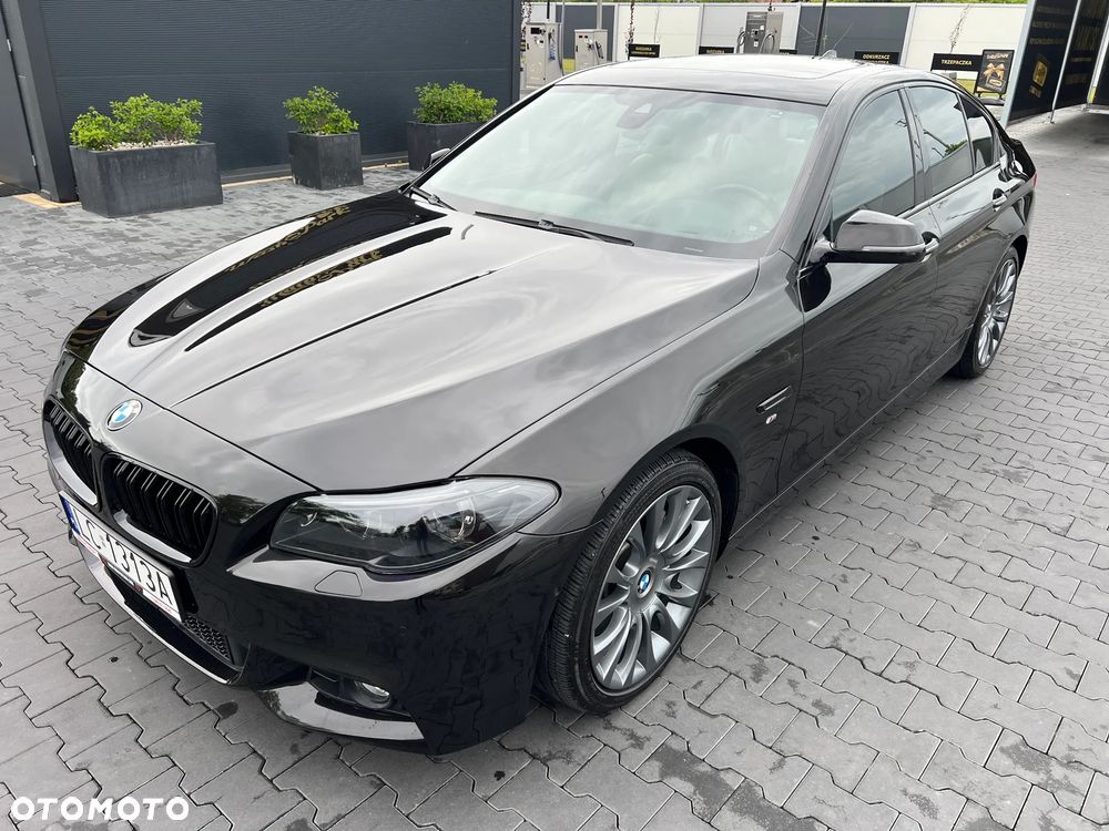 BMW Seria 5 550i xDrive Sport-Aut Luxury Line - 21