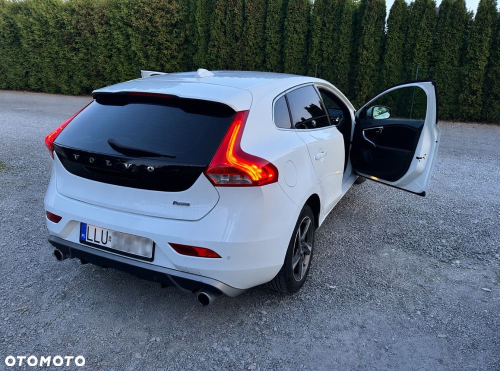 Volvo V40 D2 RDesign - 1