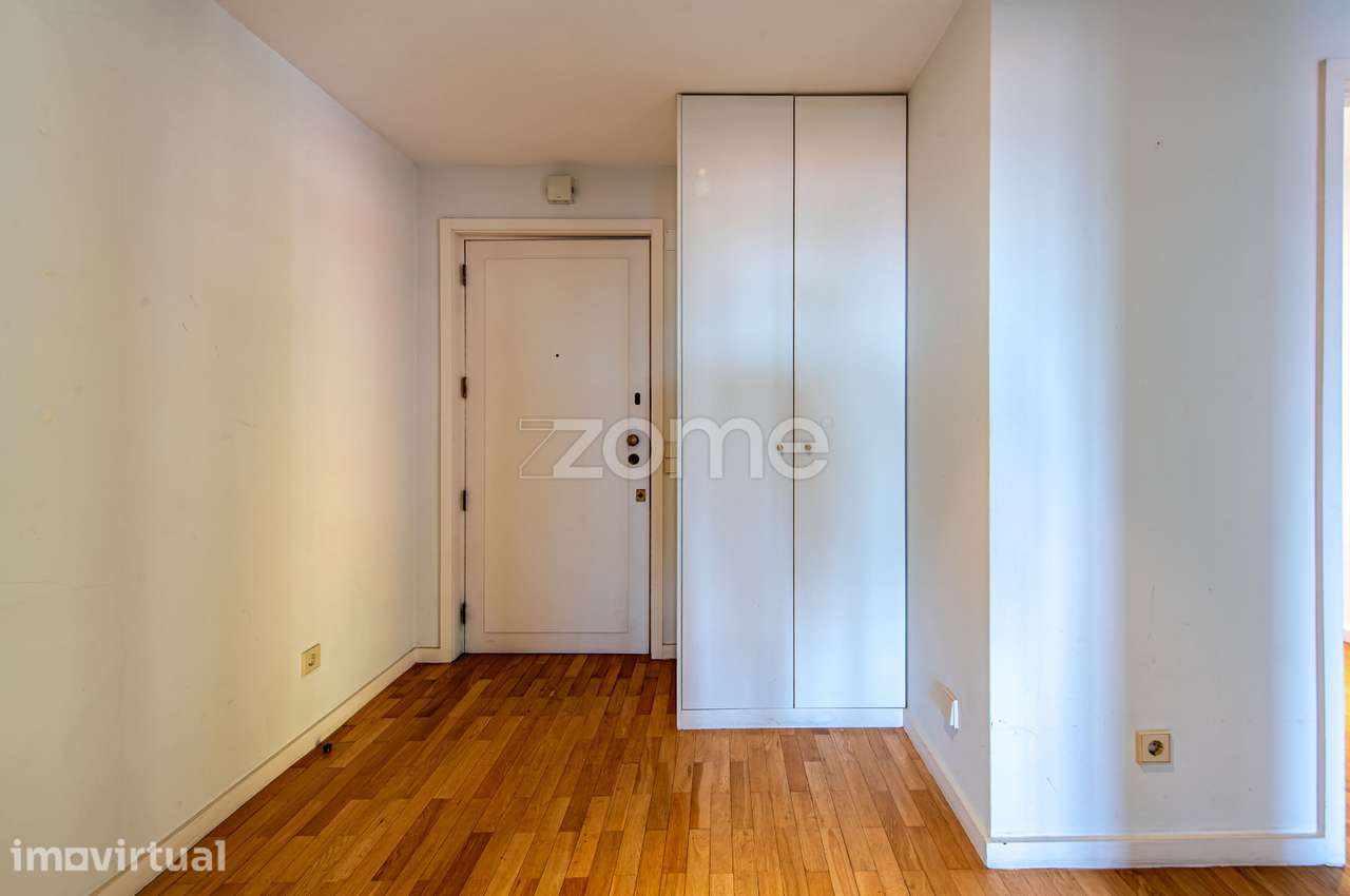 Apartamento T3 com varanda e Garagem, Foz Velha - Grande imagem: 5/37