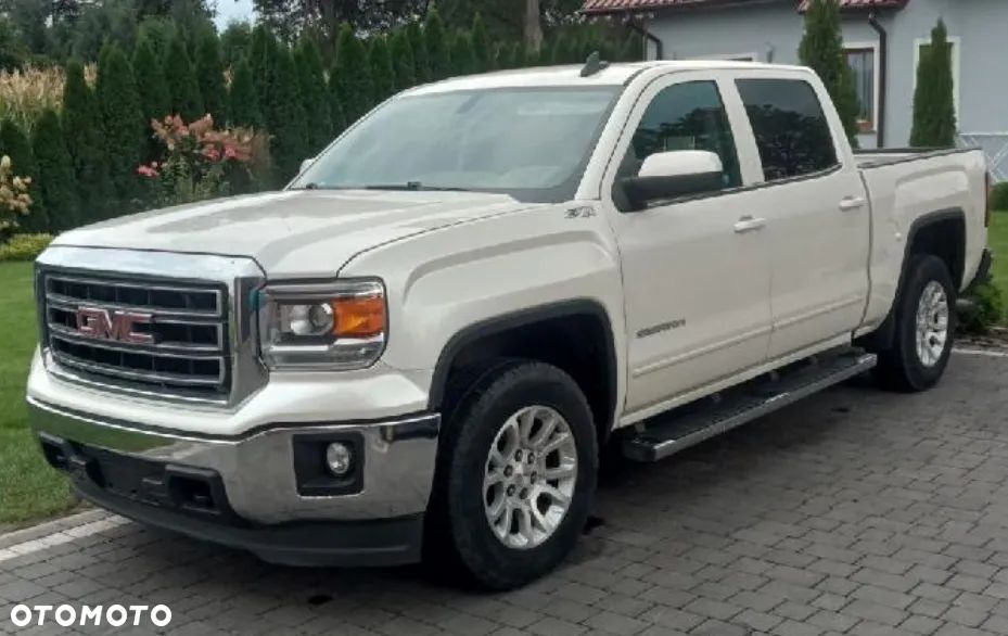 GMC Sierra