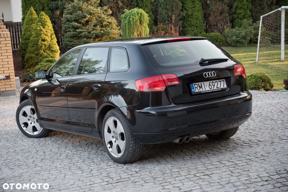 Audi A3 Sportback 1.4 TFSI Ambiente - 15