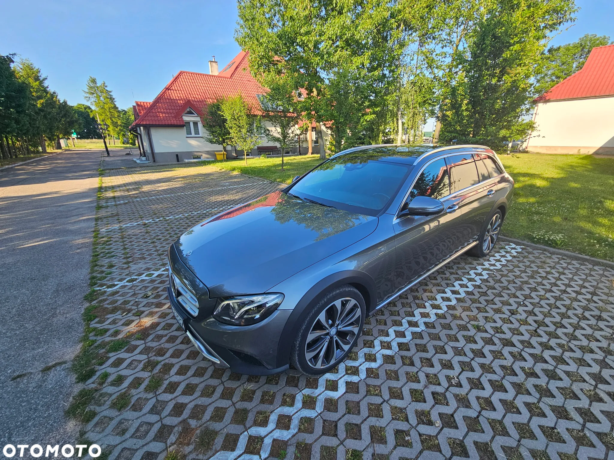 Mercedes-Benz Klasa E 220 d 4-Matic All-Terrain - 7