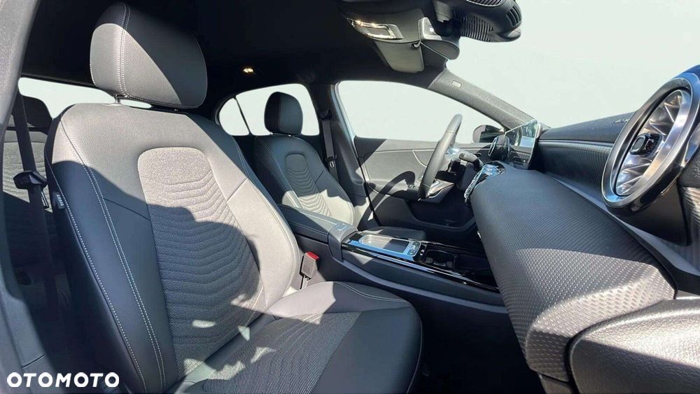Mercedes-Benz Klasa A 250 e PHEV Progressive 8G-DCT - 8