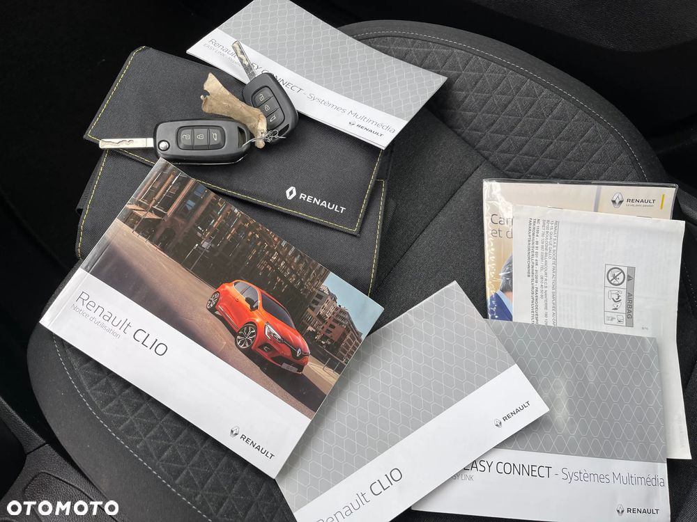 Renault Clio TCe 100 INTENS - 29