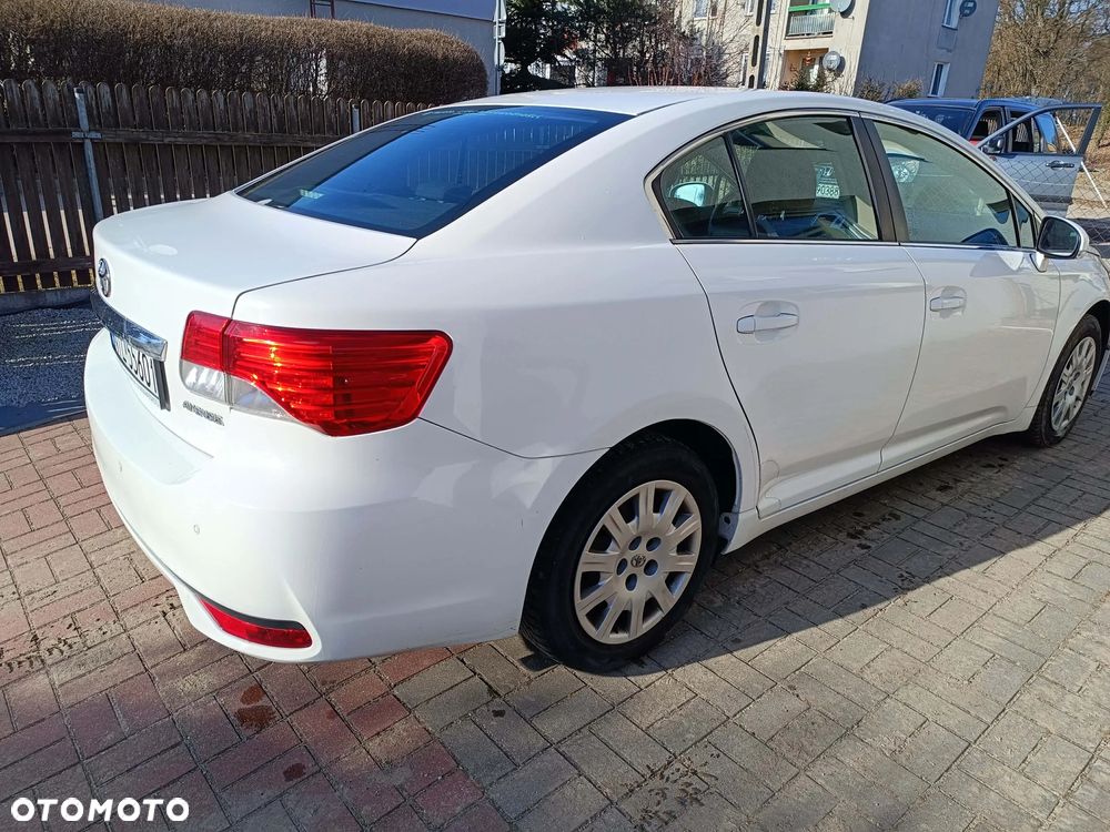 Toyota Avensis 2.0 D-4D Active - 7