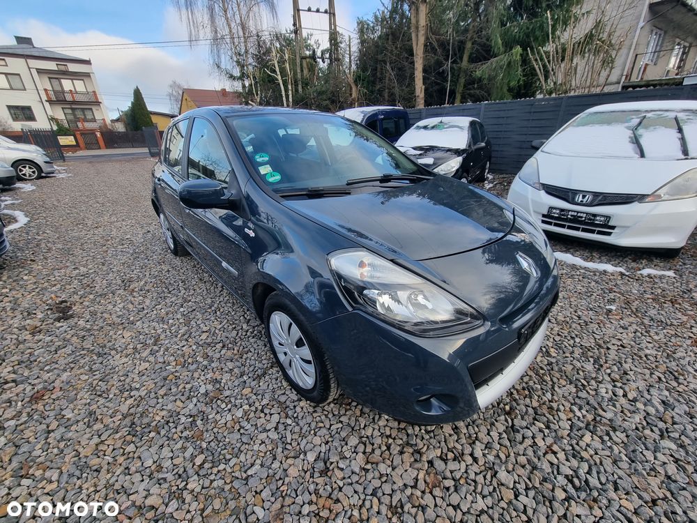 Renault Clio 1.2 16V 75 Yahoo - 1