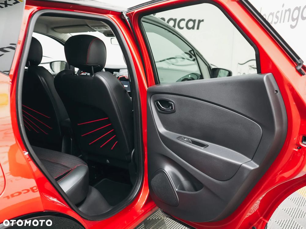 Renault Captur TCe 120 EDC Helly Hansen - 30