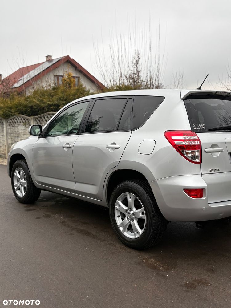 Toyota RAV4 2.2 D-4D Prestige - 5