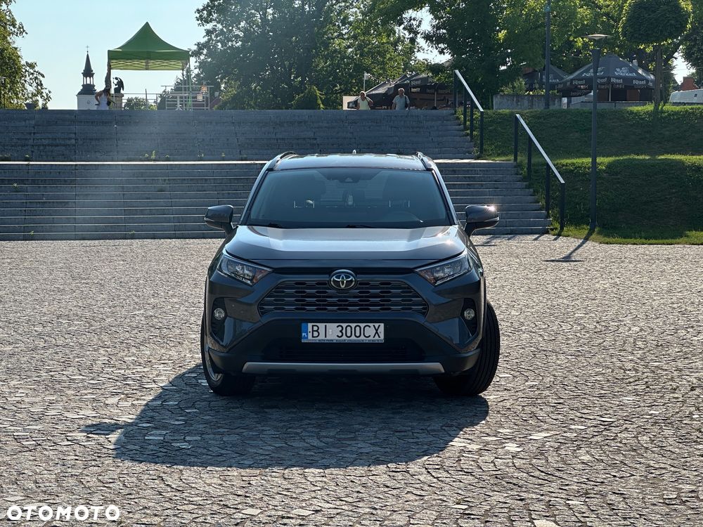 Toyota RAV4 - 2