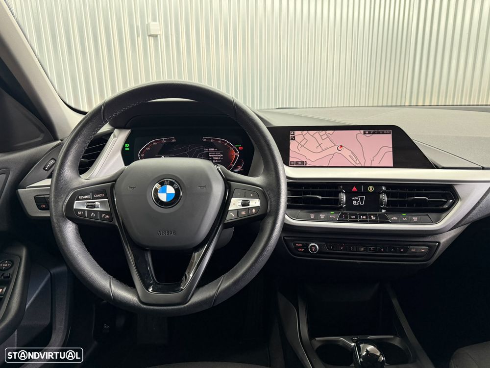 BMW 116 i Aut. Advantage - 9