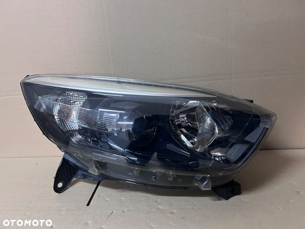 LAMPA PRAWA RENAULT CAPTUR I 1 13- CIEMNA PRZÓD PRZEDNIA - 1