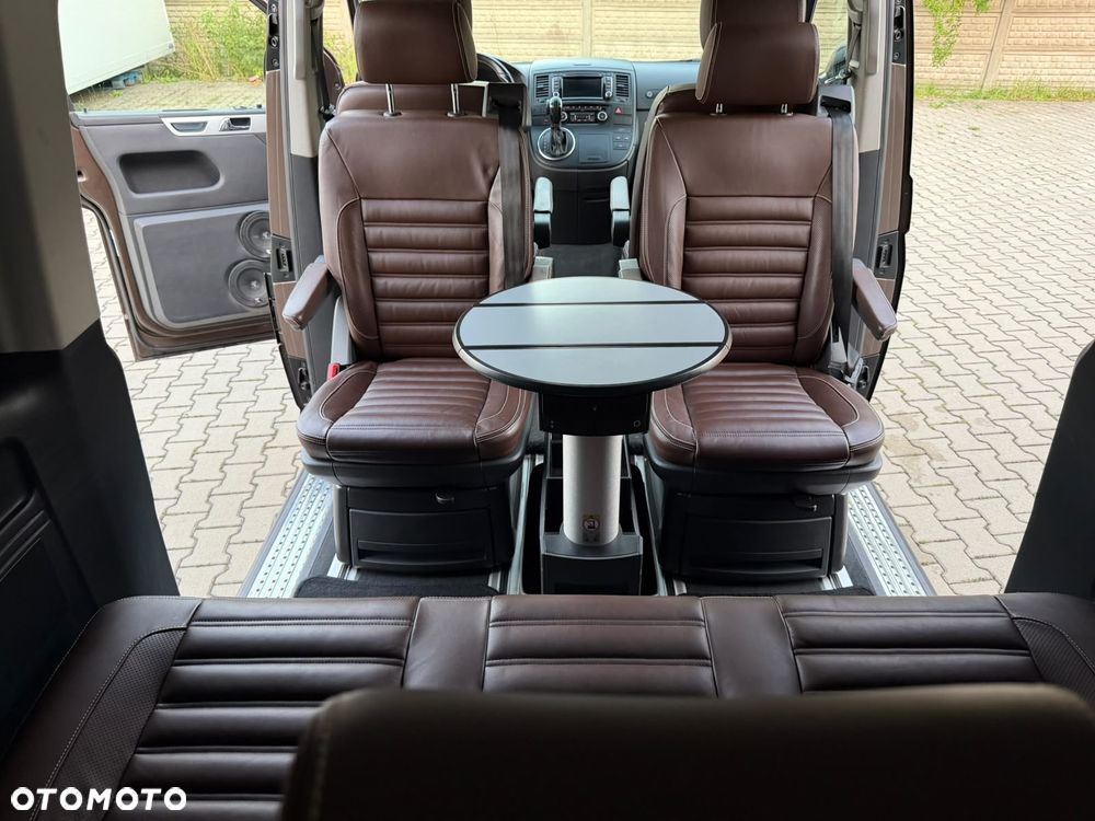 Volkswagen Multivan - 35