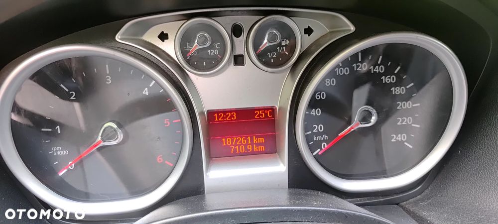 Ford Focus - 6