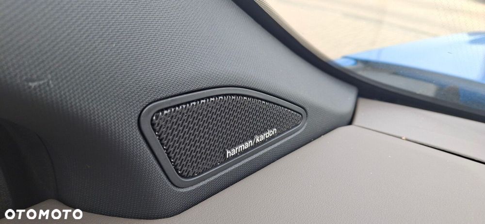 Volkswagen Amarok - 11