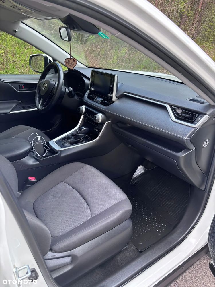Toyota RAV4 2.5 Hybrid Active 4x2 - 12