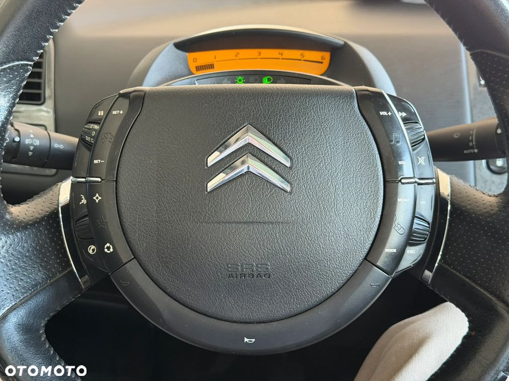 Citroën C4 HDi 110 FAP Exclusive - 18