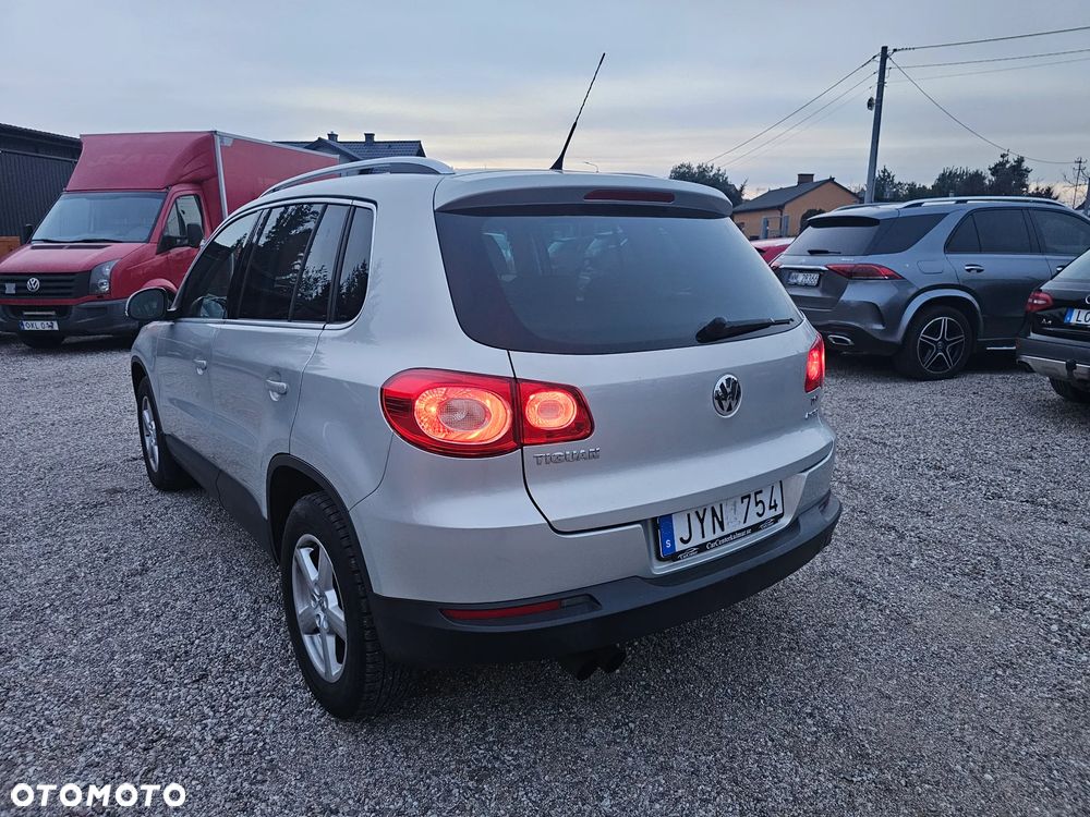 Volkswagen Tiguan - 6