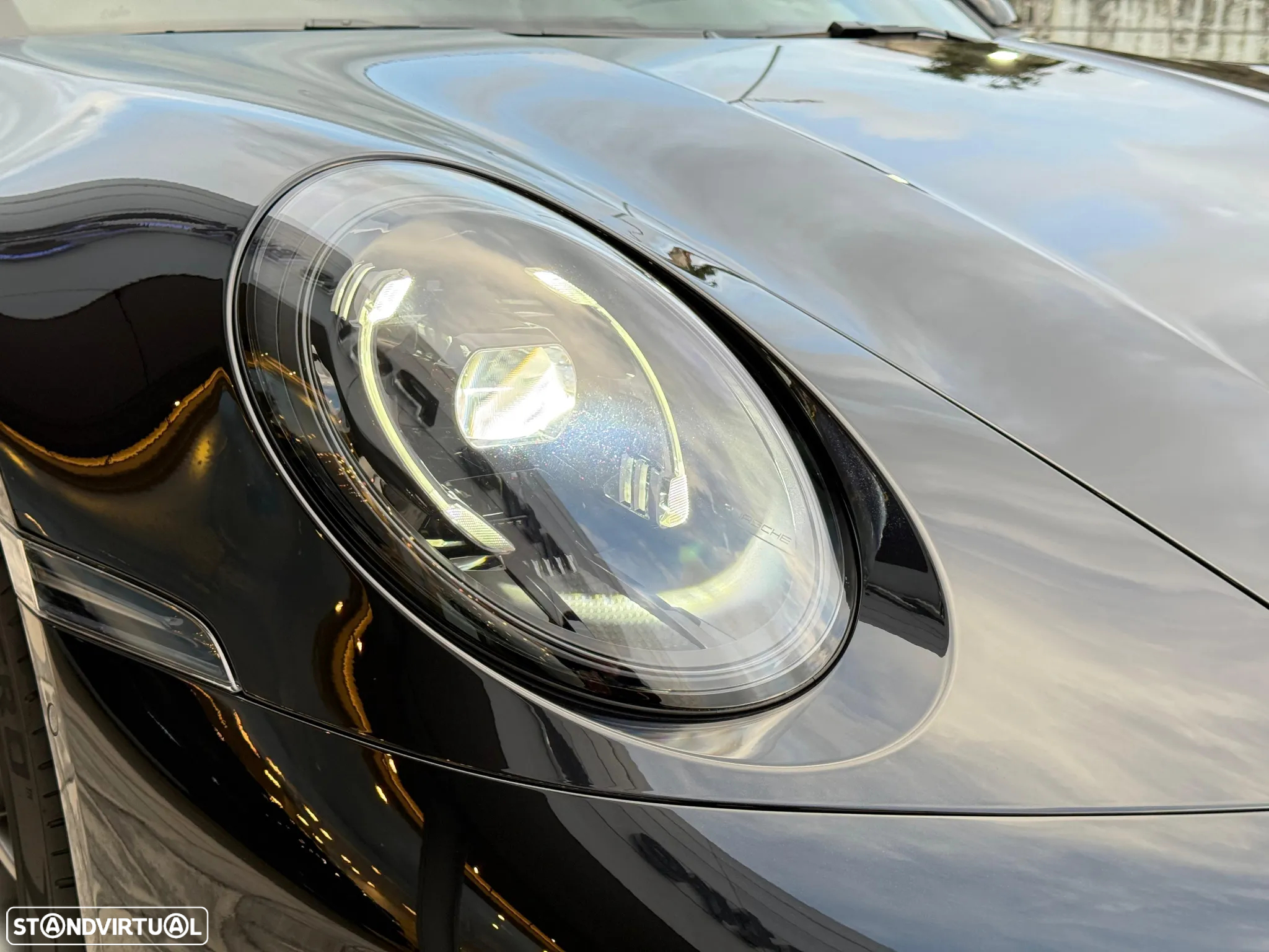 Porsche 911 (992) Carrera - 20