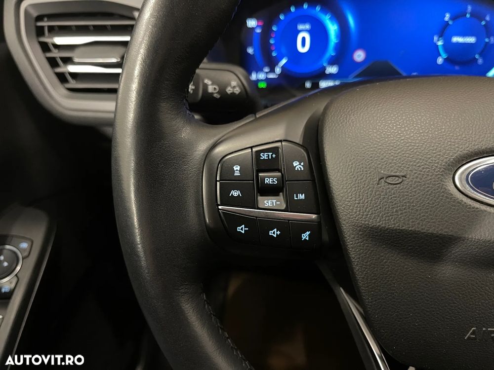 Ford Kuga 2.0 EcoBlue A8 AWD Titanium - 23