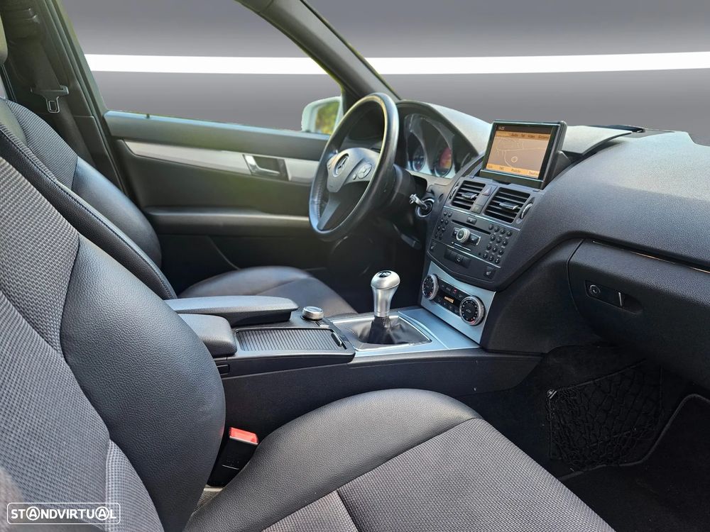Mercedes-Benz C 220 CDi Avantgarde BE - 27