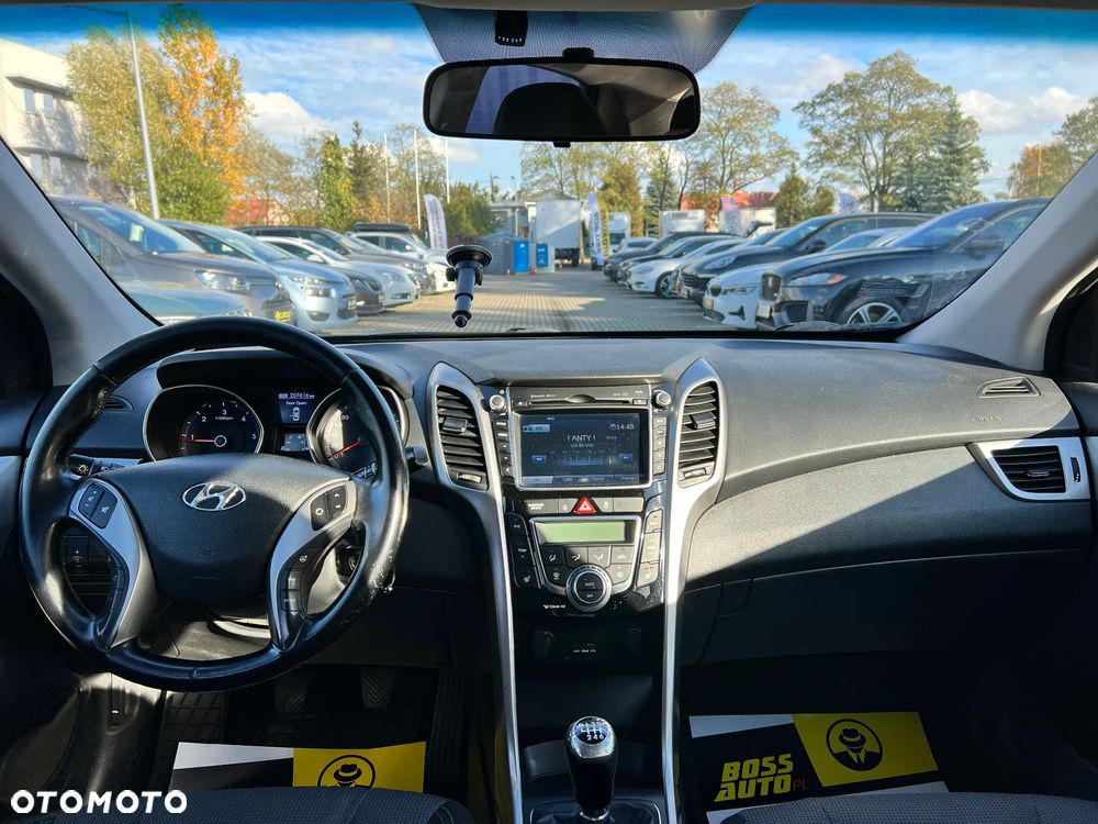 Hyundai i30 1.6 CRDi BlueDrive Comfort - 13