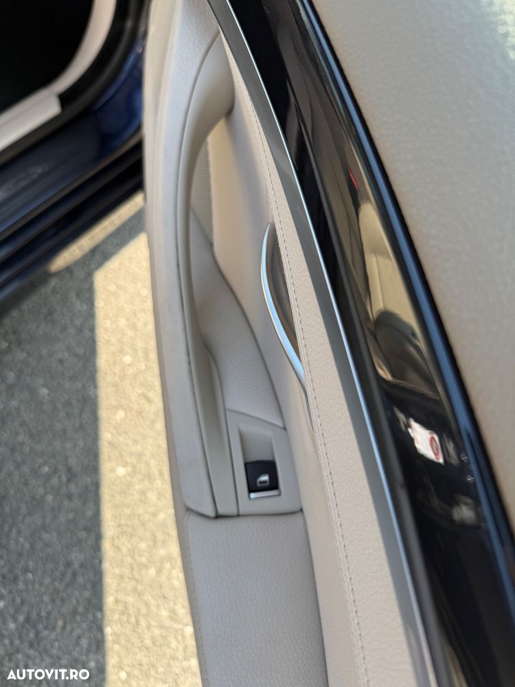 BMW Seria 5 520d Aut. Luxury Line - 8