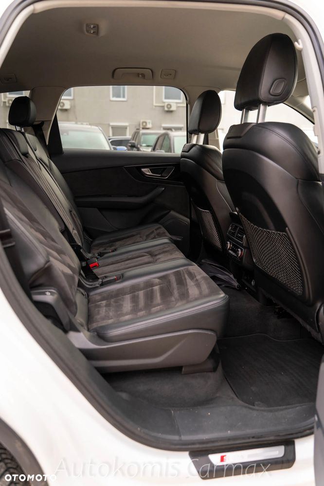 Audi Q7 3.0 TDI ultra Quattro Tiptronic - 18