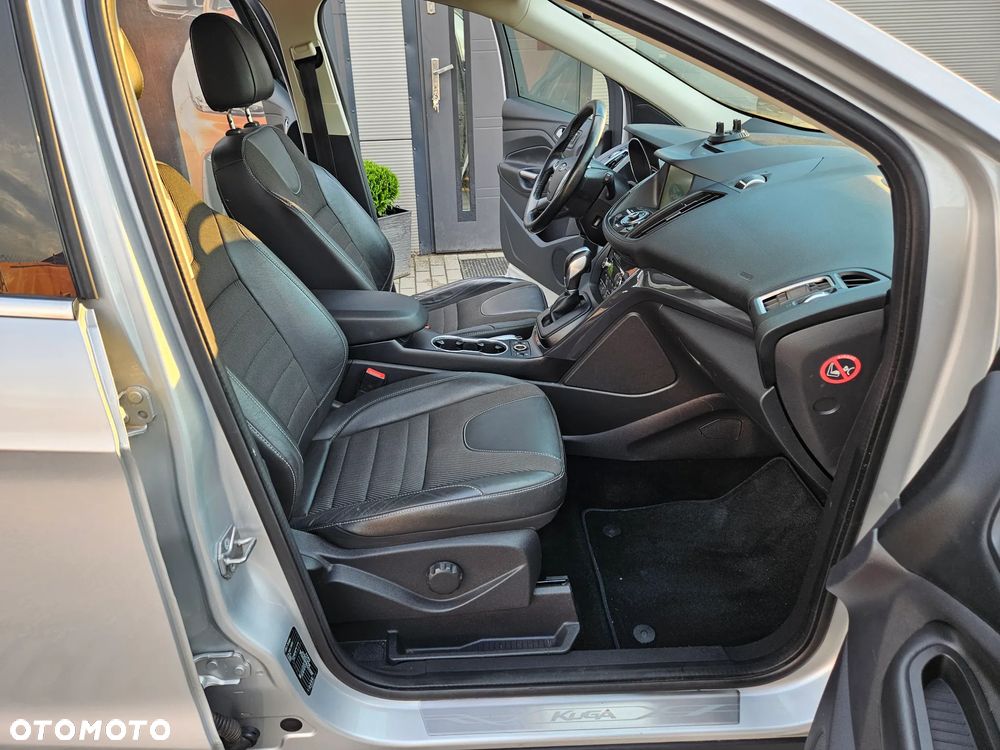 Ford Kuga 2.0 TDCi 4x4 Titanium - 14