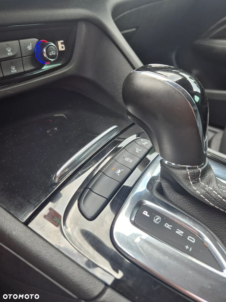 Opel Insignia - 28