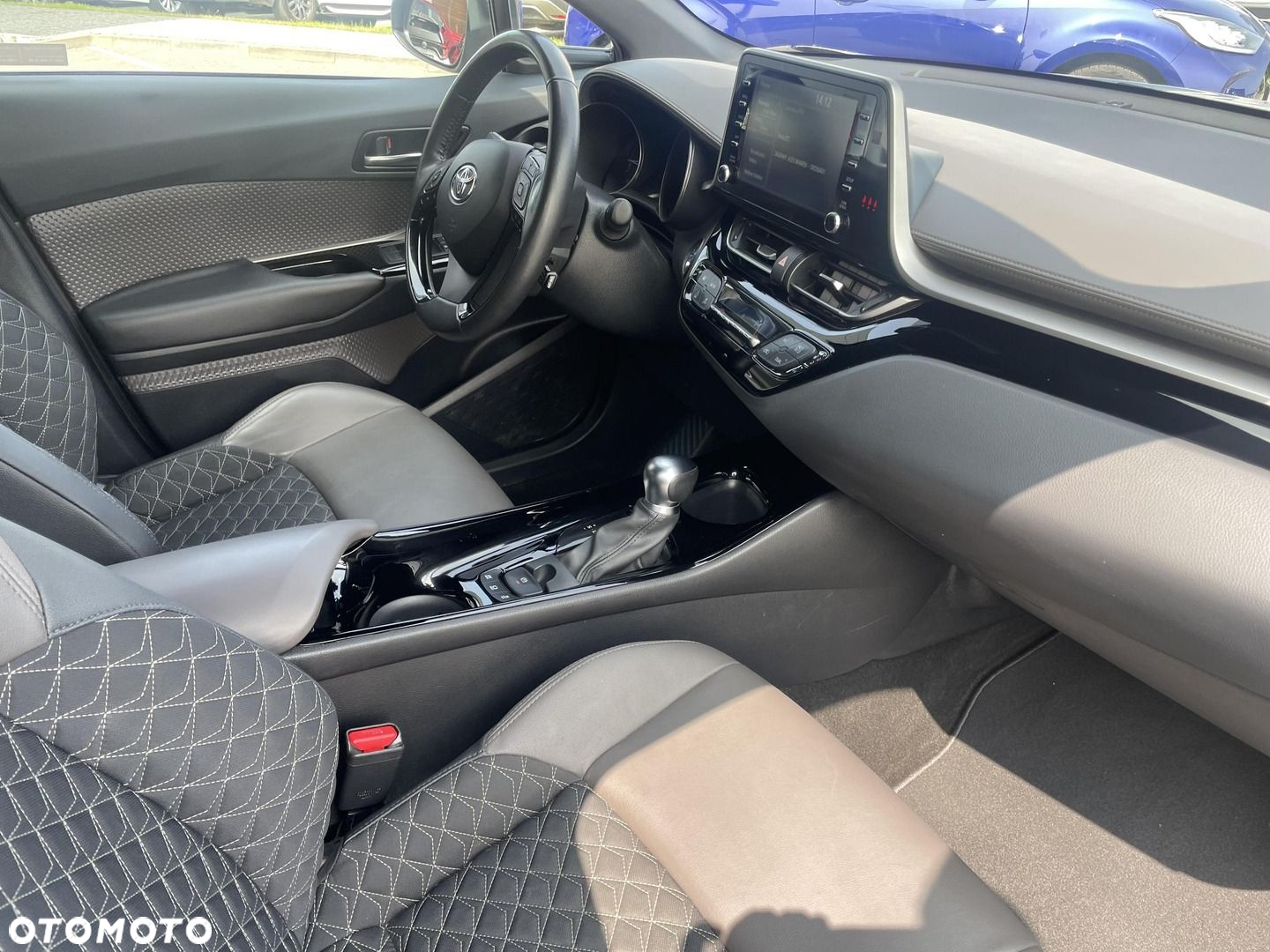 Toyota C-HR - 19