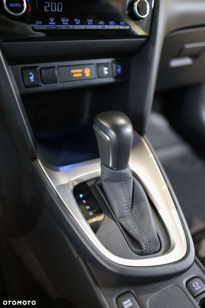 Toyota Yaris Cross Hybrid 1.5 Style - 23