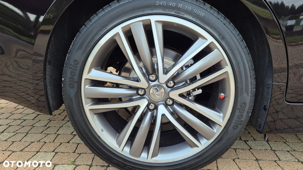 Infiniti Q50 2.2d Sport Sound Studio by Bose - 29