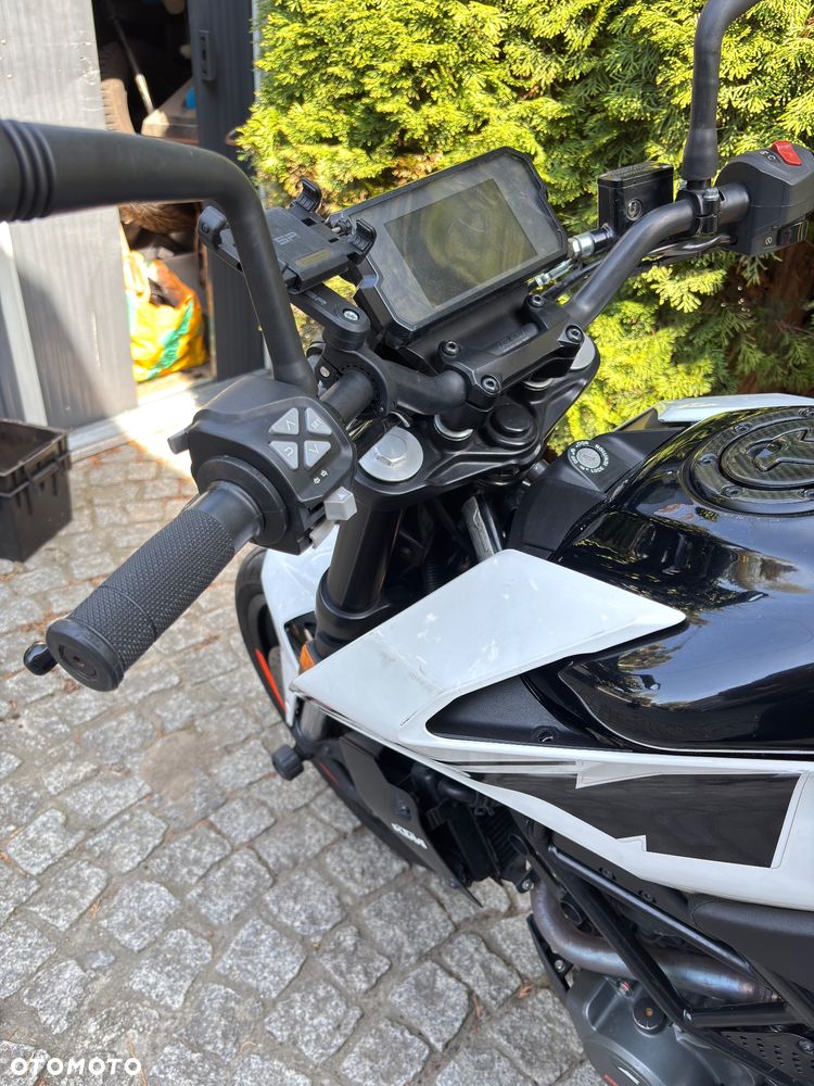 KTM Duke 125 - 8