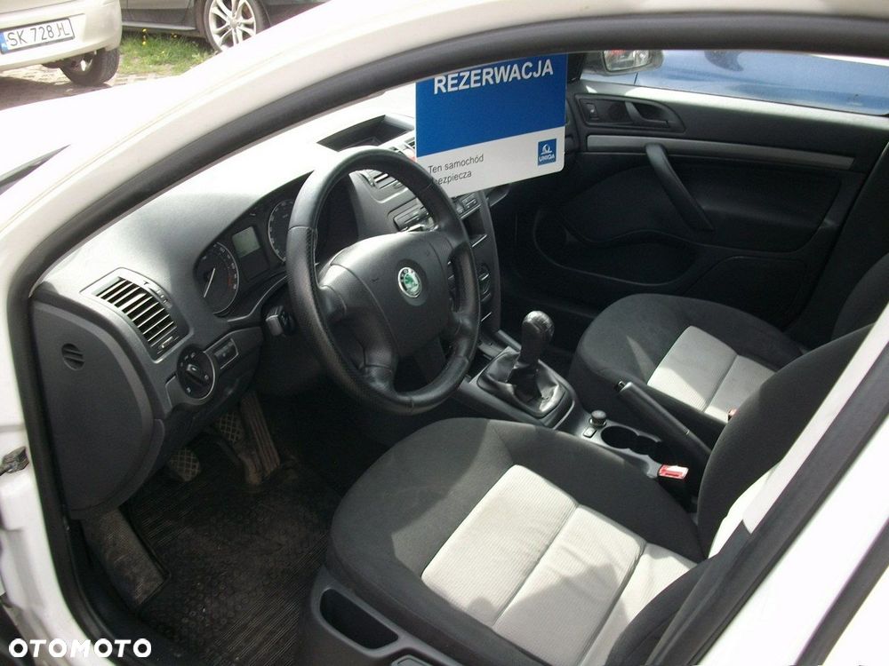 Skoda Octavia - 5