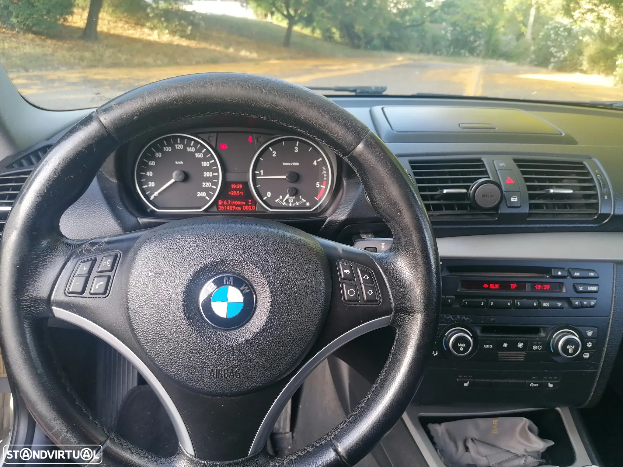 BMW 118 d Pack M - 7