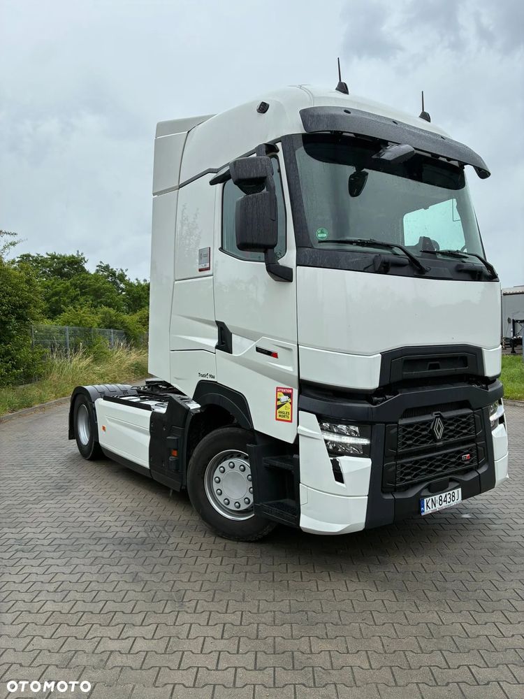 Renault T480 HIGH Sleeper Cab - 2