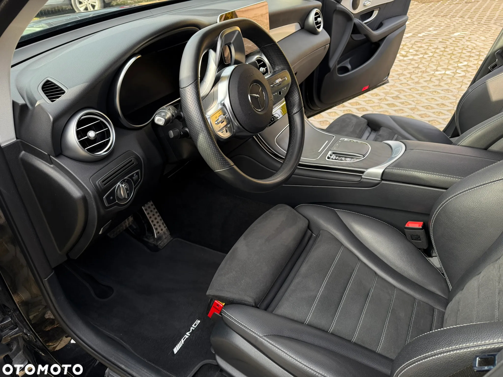Mercedes-Benz GLC 200 d 4-Matic Business Edition - 2