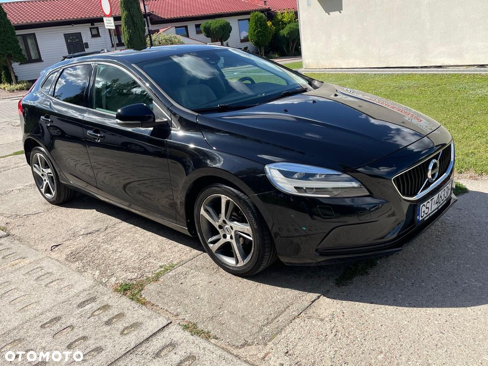 Volvo V40 D2 Drive-E R-Design Momentum - 3
