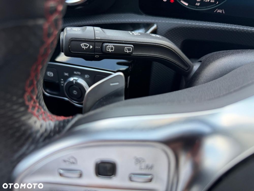 Mercedes-Benz CLA 250 4Matic 8G-DCT AMG Line Advanced Plus - 23