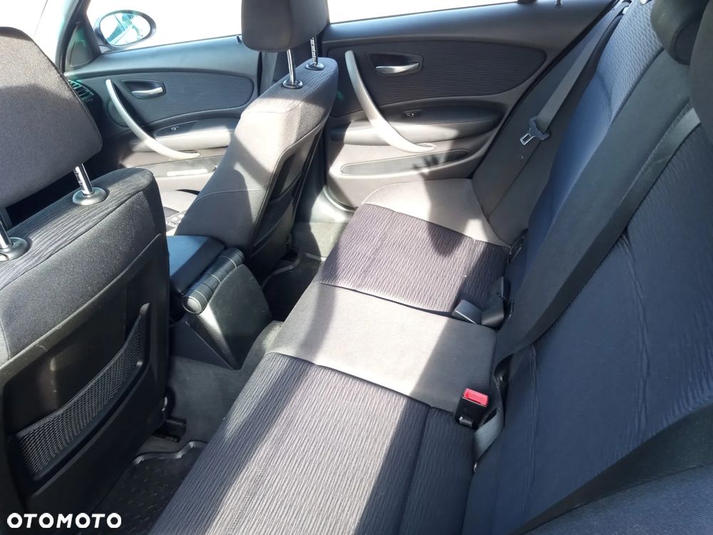 BMW Seria 1 118i - 9