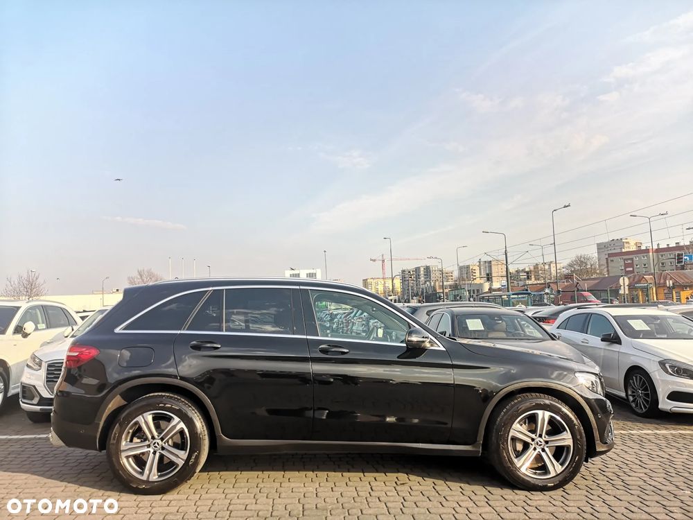 Mercedes-Benz GLC - 6